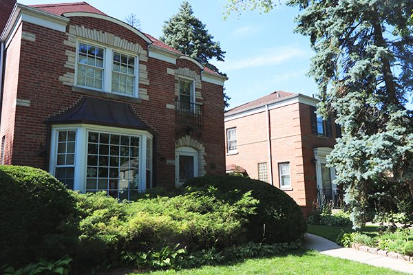 Forest Glen Homes | ChicagoHome Brokerage Network at @properties